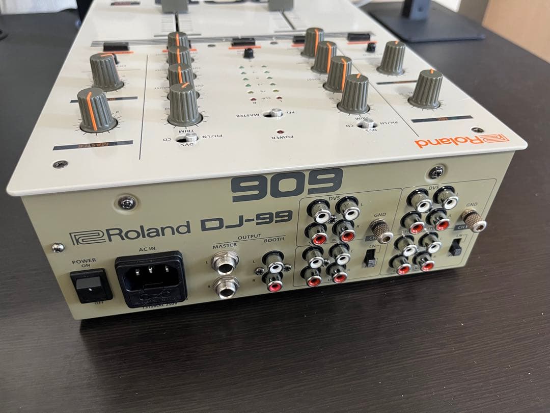 Roland DJ-99 スクラッチDJミキサー S1151029299 安く 買う 方法