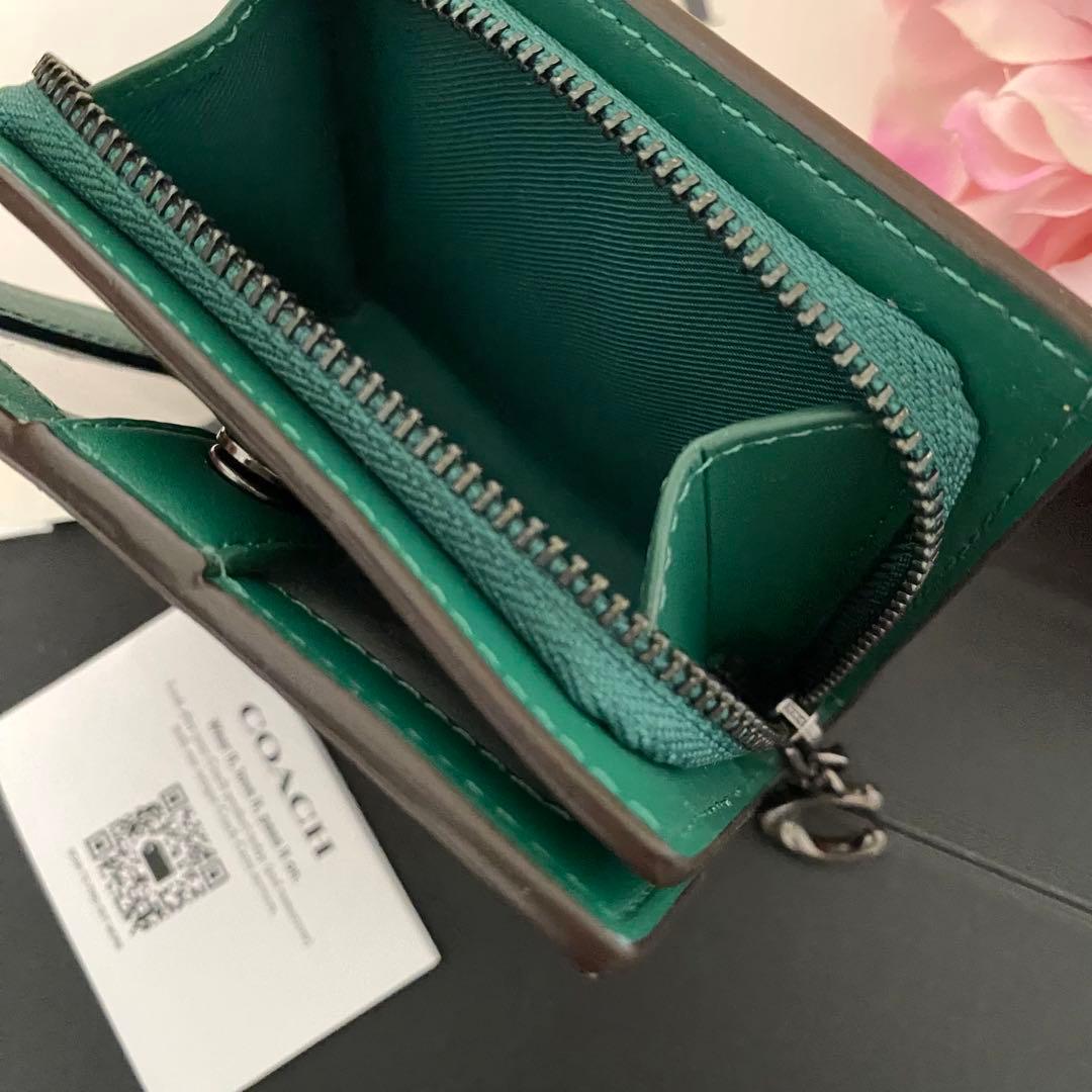 新品 COACH コーチ 折り財布 グリーン 二つ折り財布 - メルカリ