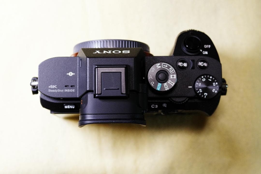 極美品 SONY α7Rボディ 撮影枚数593枚 純正充電器バッテリー付 即納