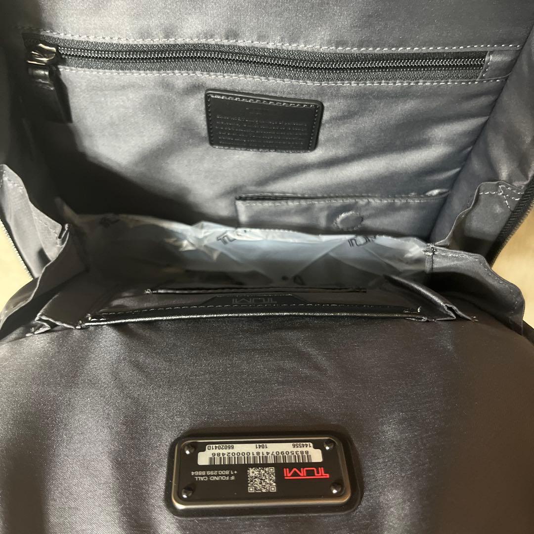 専用布製ケース付き　完全未使用　TUMI ブラック ビジネスバッグ(リュック式