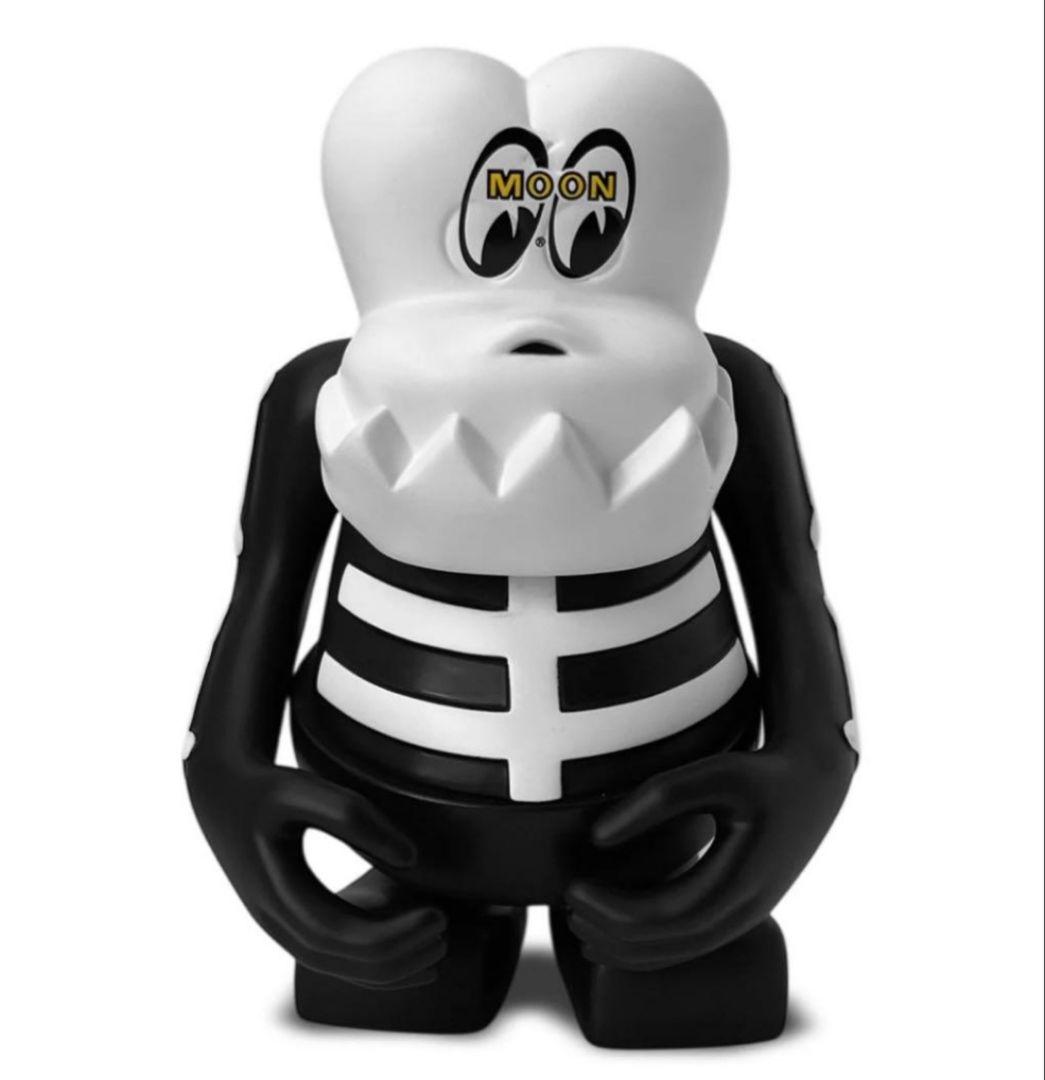 BOUNTY HUNTER / MOONEYES SKULL-KUN - メルカリ