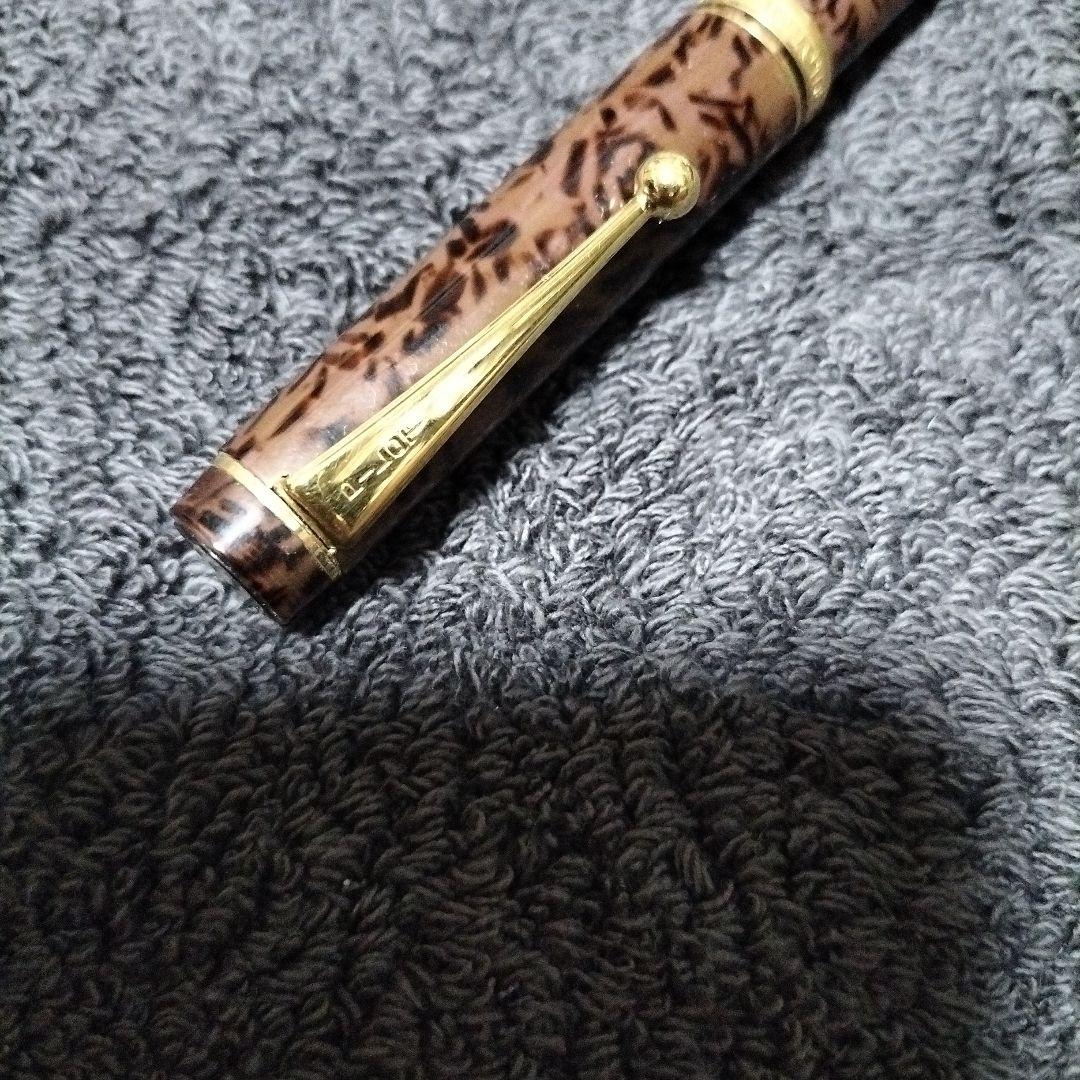 14K　PILOT 茶色と金色の万年筆