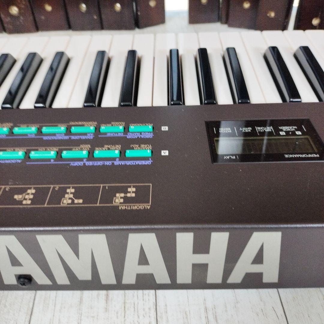 YAMAHA　DX21