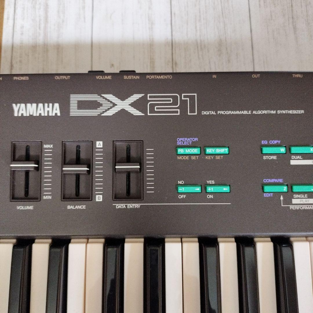 YAMAHA　DX21