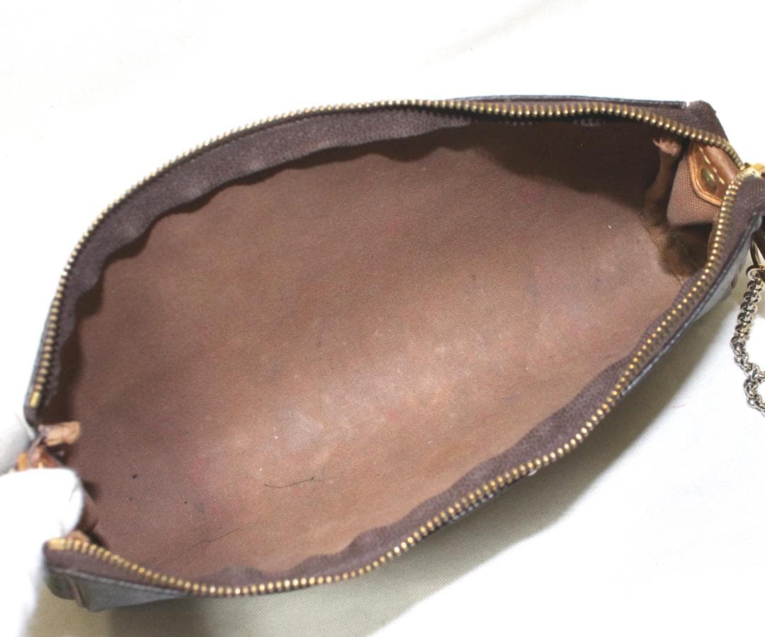 ヴィトン モノグラム アクセサリーポーチ エヴァ M95567 モノ バッグ