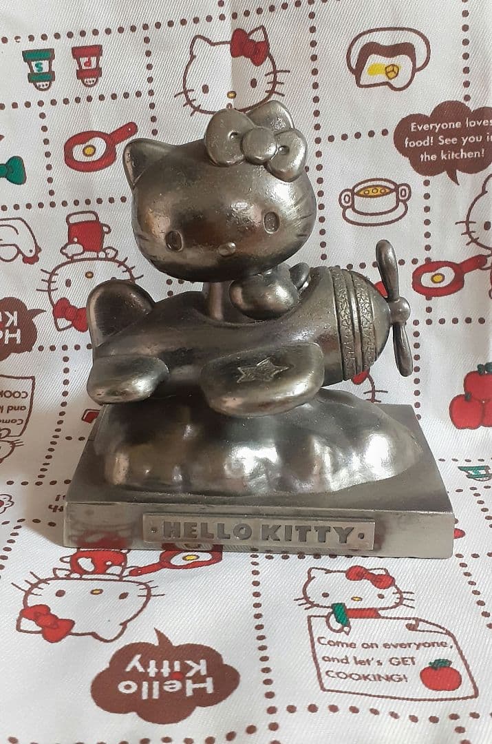 激レア キティ25周年Anniversaryシルバーオブジェ 1999年発売物 激レア キティ25周年Anniversaryシルバーオブジェ 1999年発売物