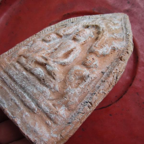 8～12世紀 大型 タイ ハリプンチャイ陶製磚仏の通販はau PAY