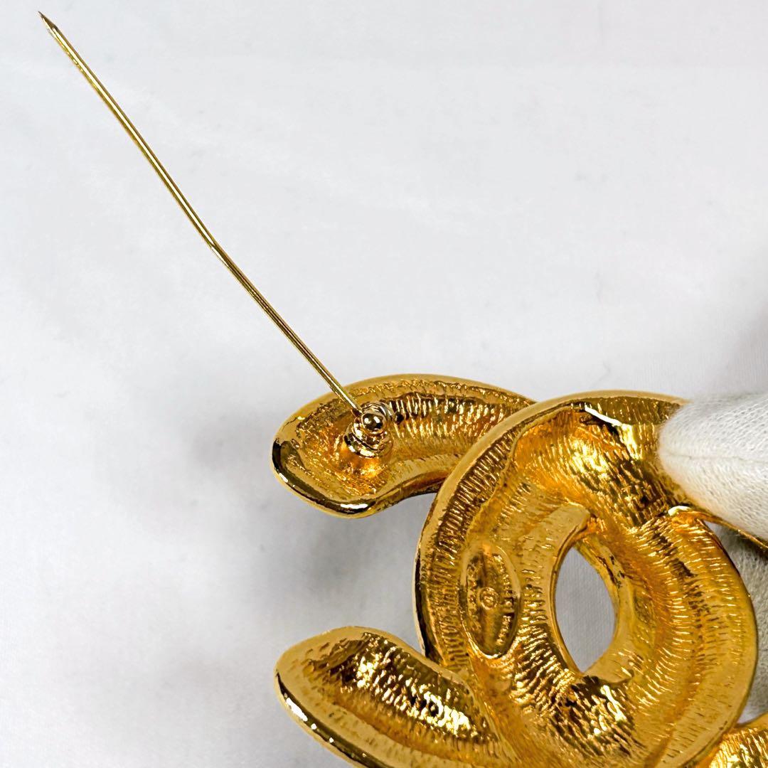 シャネル CHANEL ブローチ ココマーク マトラッセ キルティング