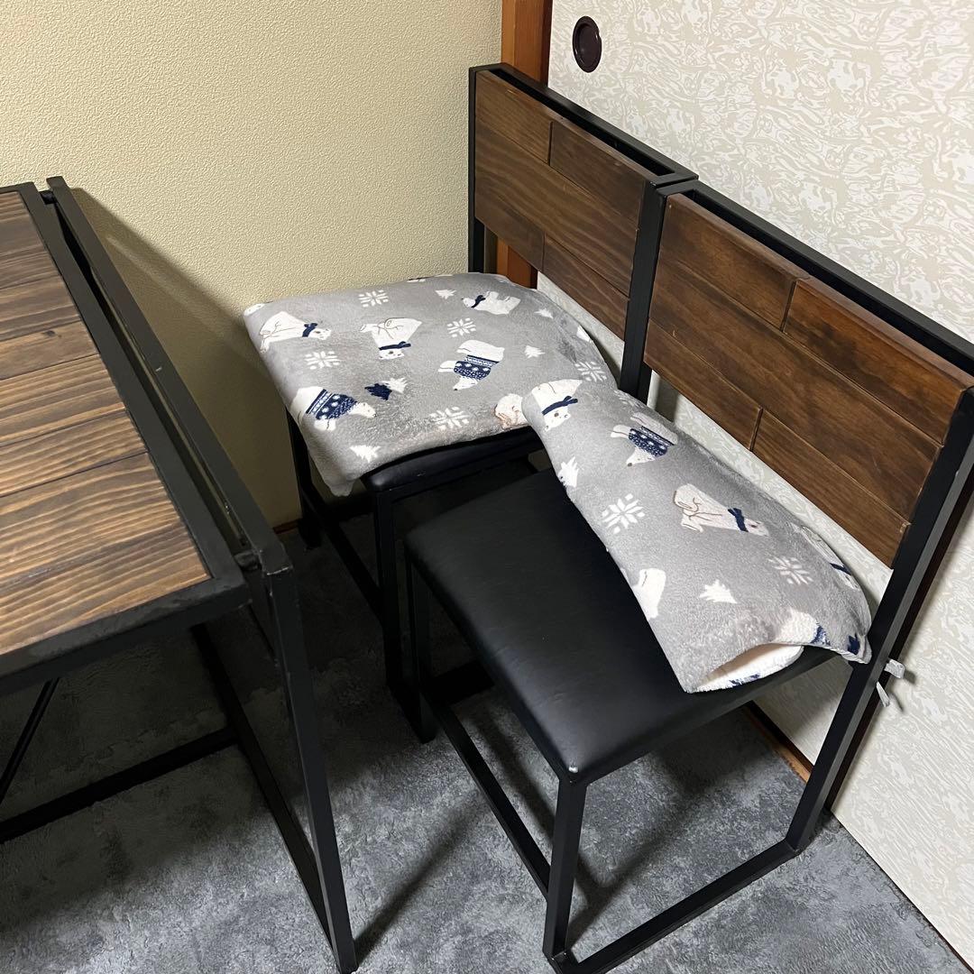 ダイニングテーブル3点セット　ニトリ