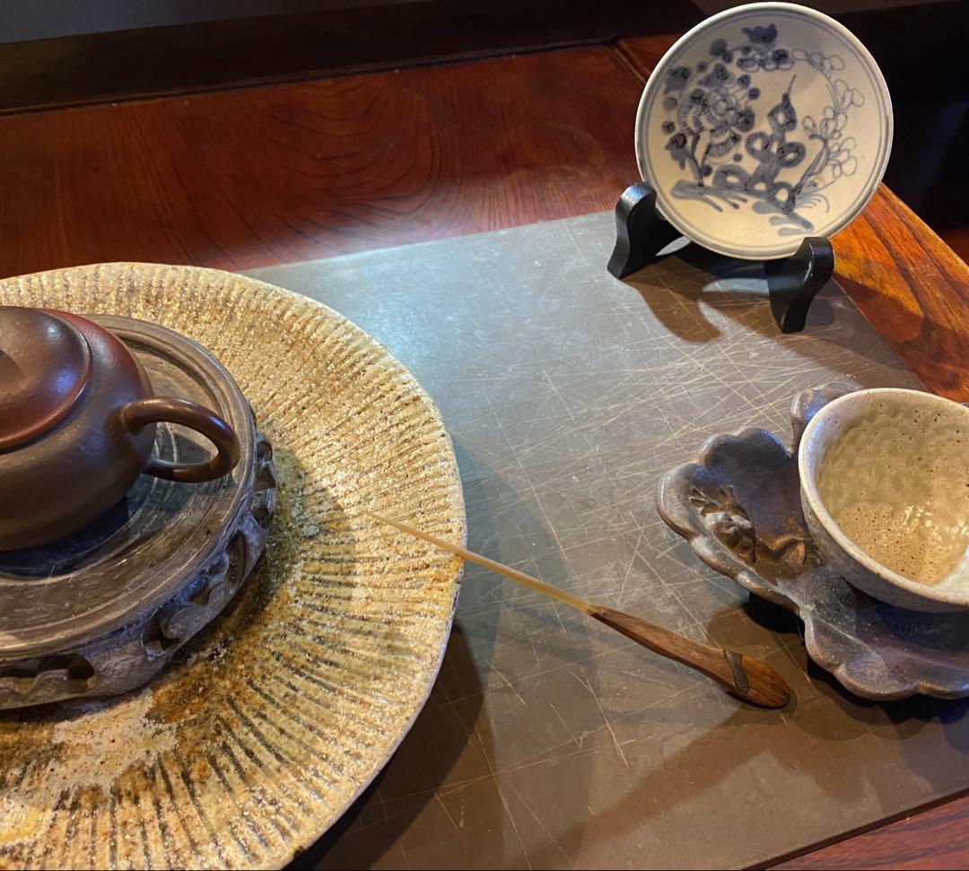 福建省徳化窯 染付絵皿 鑑賞台付 沈船品 ヴィンテージ レア ・