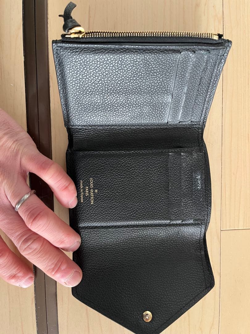 ルイヴィトンアンプラント　財布