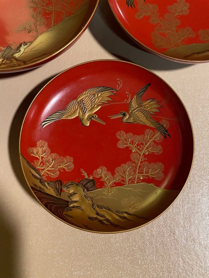 旧家蔵 黒漆塗 山水群鶴蒔絵 花月台 時代箱付・蒔絵盃台・大中小 三盃 時代物