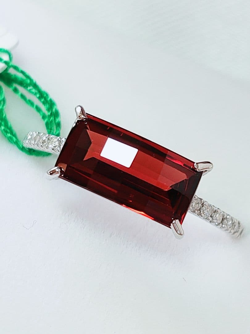 2026新作 未使用品 pt900 天然ガーネット ダイヤモンド リング