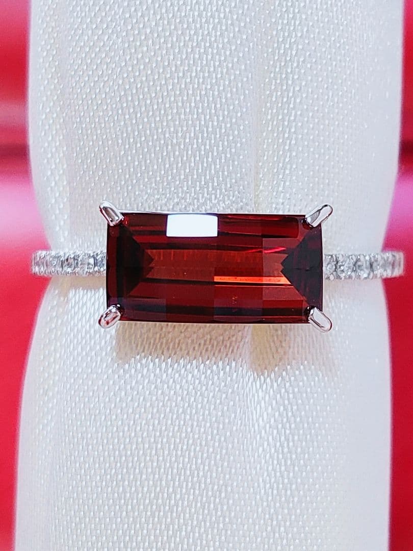 2026新作 未使用品 pt900 天然ガーネット ダイヤモンド リング