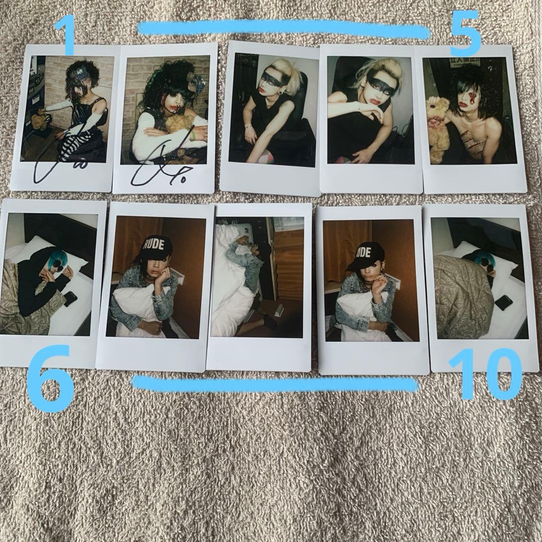 サイン色紙 (DIAURA, Mejibray) 独裁的精神で攻撃的サウンドをしかける