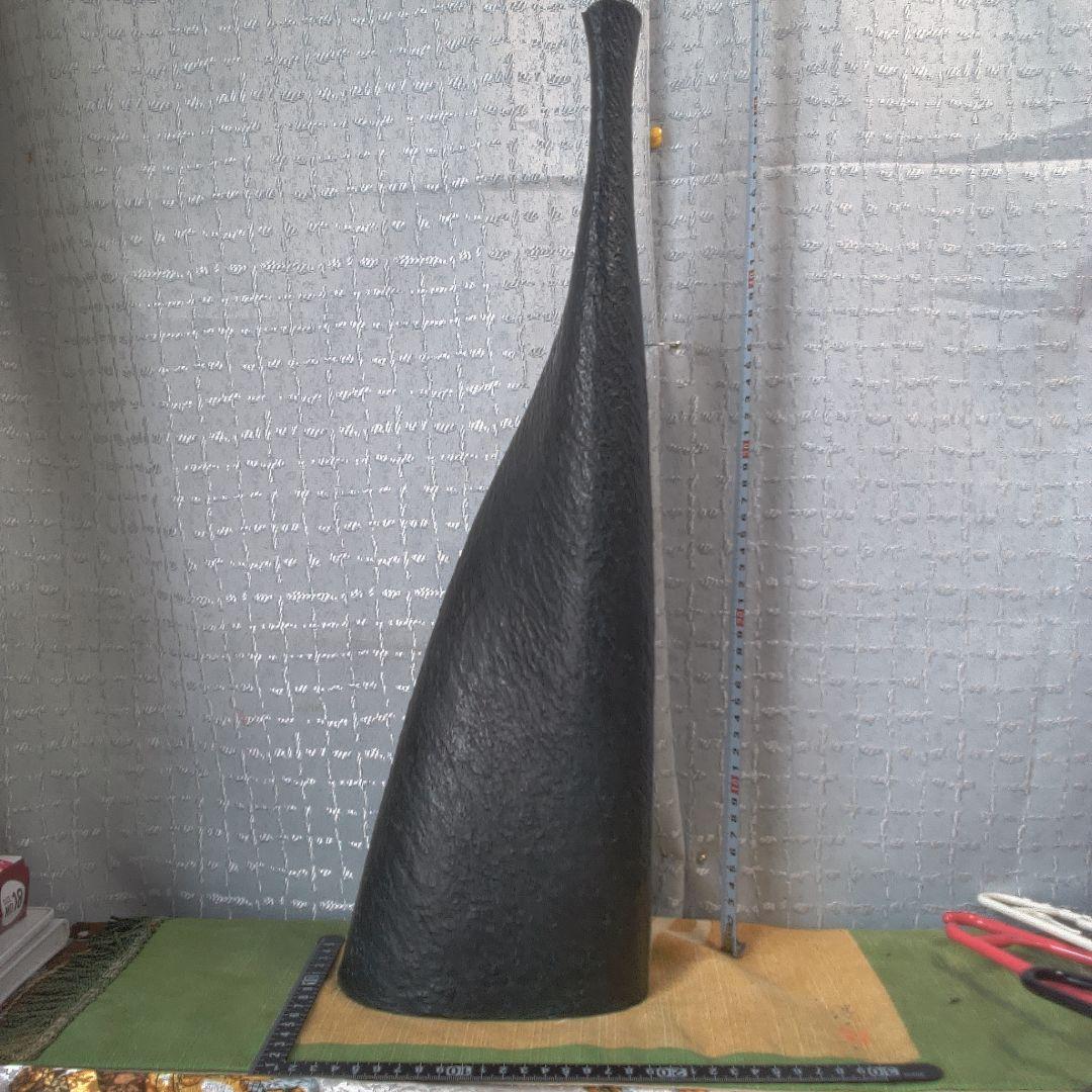 黒い細長い花器 銅製 アート 美術 アンティーク 骨董 まさを