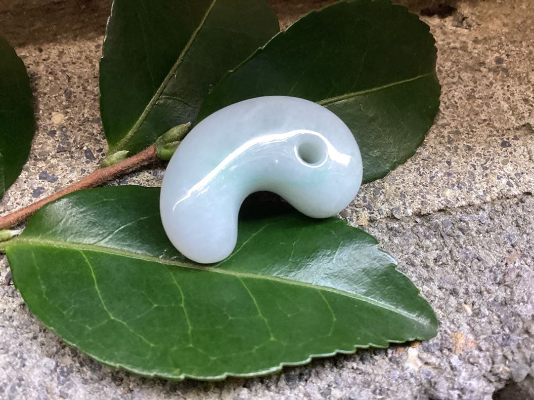 ✳古代からの吉祥幸運の勾玉‼️ 外部鑑別書取得品‼️糸魚川