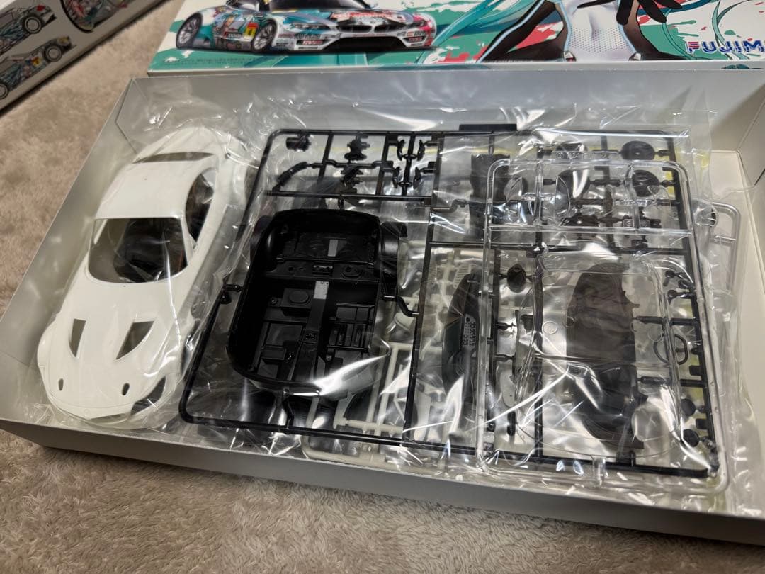 フジミ 1/24 GSR 初音ミク BMW Z4 GT3 SUPER GT