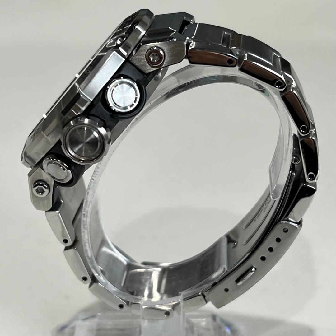 【極美品】CASIO G-SHOCK GST-200　タフソーラー　大人気