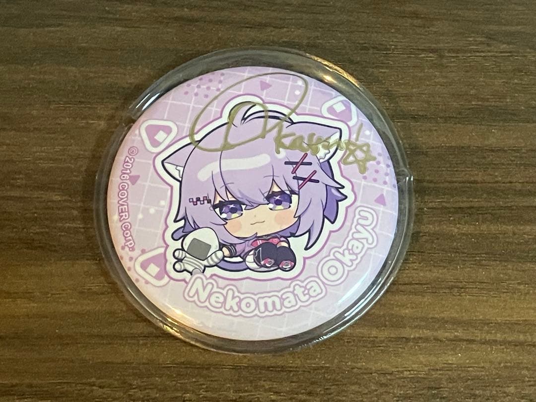 超超超超ゲーマーズ２　猫又おかゆ　直筆サイン入り缶バッジ