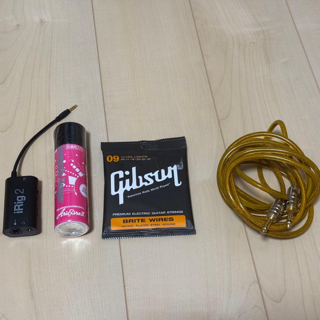 セミアコースティックギター　Tokai ES68