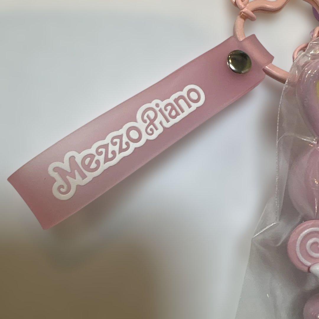 メゾピアノ　シークレットキャラチャーム