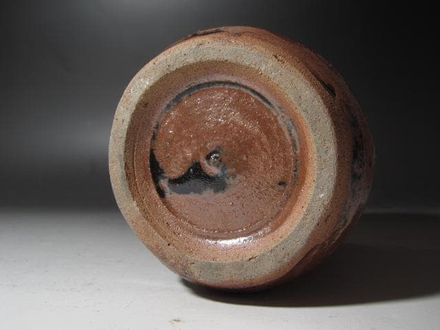 ☆ 濱田庄司 地釉流掛花生 味わい深い一品です☆x395