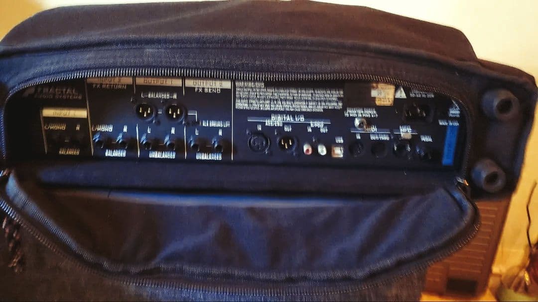 Fractal Audio Axe-Fx II mark2 ケース付　新古品