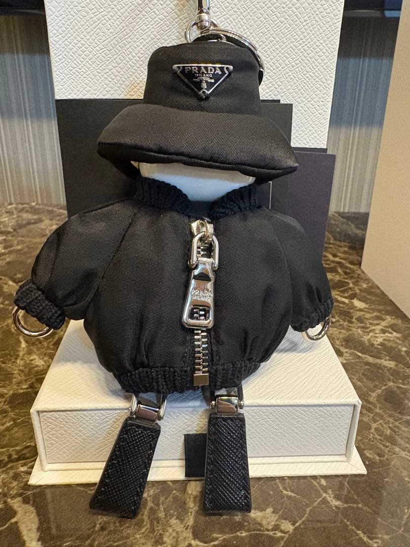 PRADA メンズ　ロボットキーチェーンチャーム