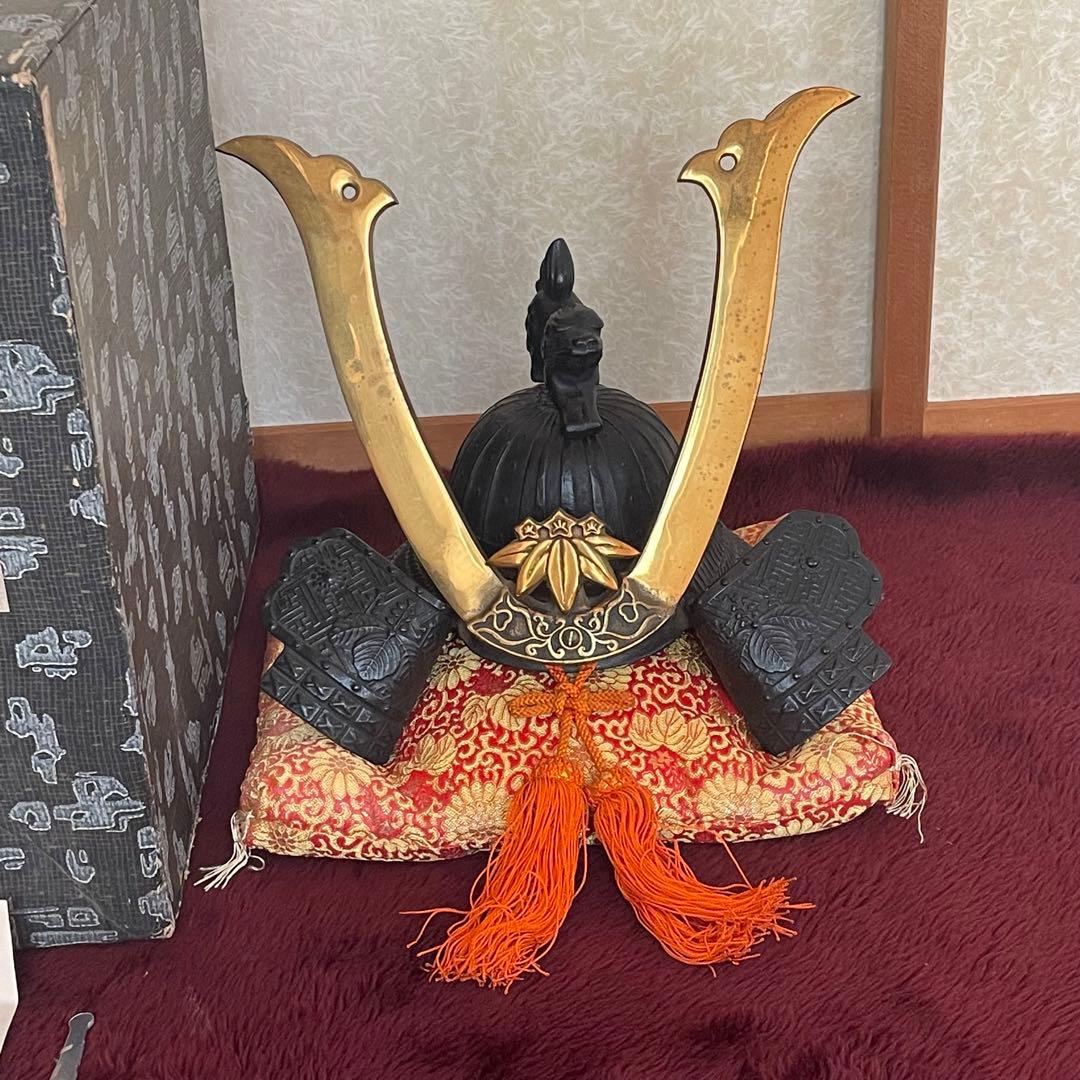 ☆昭和 当時物 源九郎義経 長鍬形獅子頭の兜 源氏兜 兜飾り 鋳物