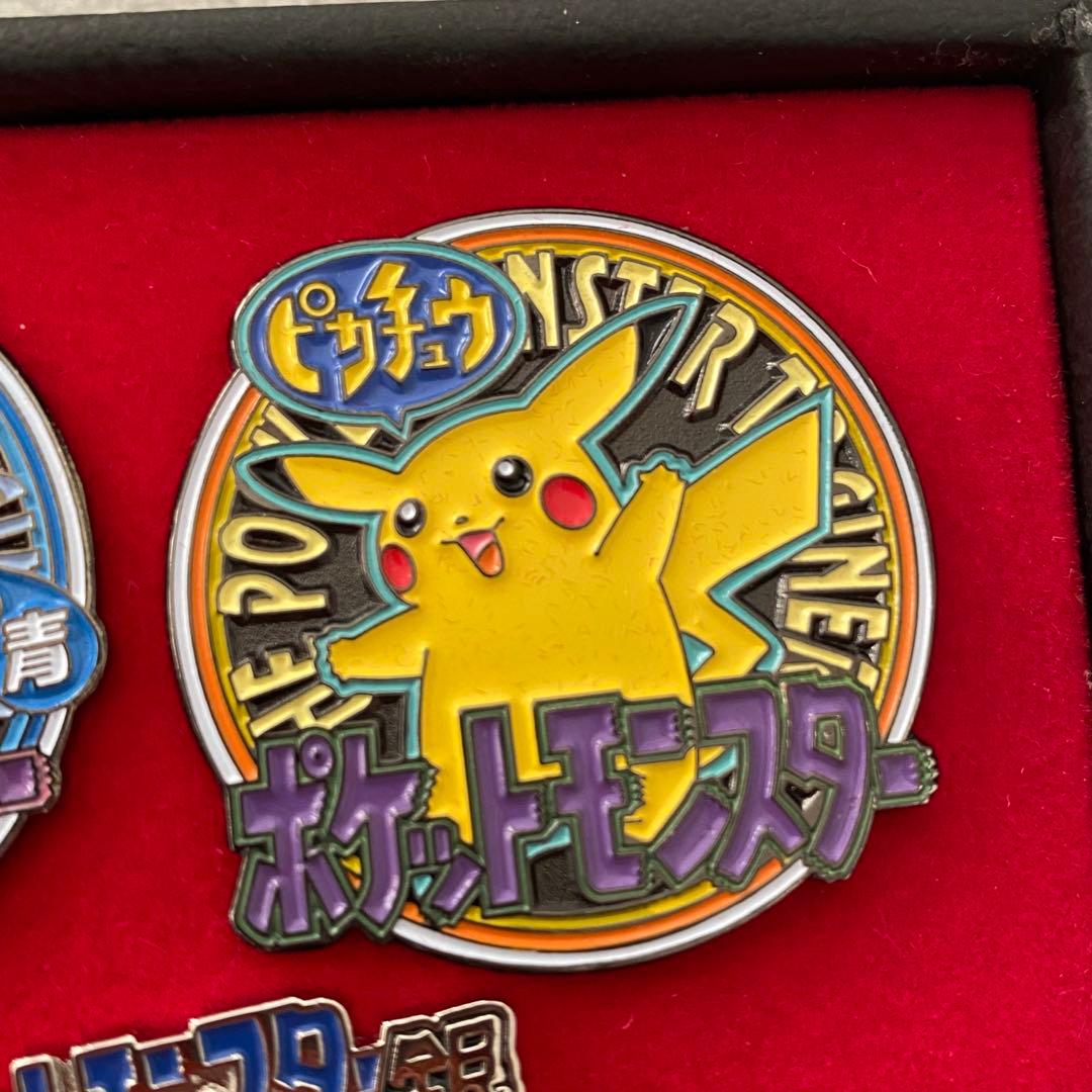 希少】ポケットモンスター ミレニアムバッジ 2000年
