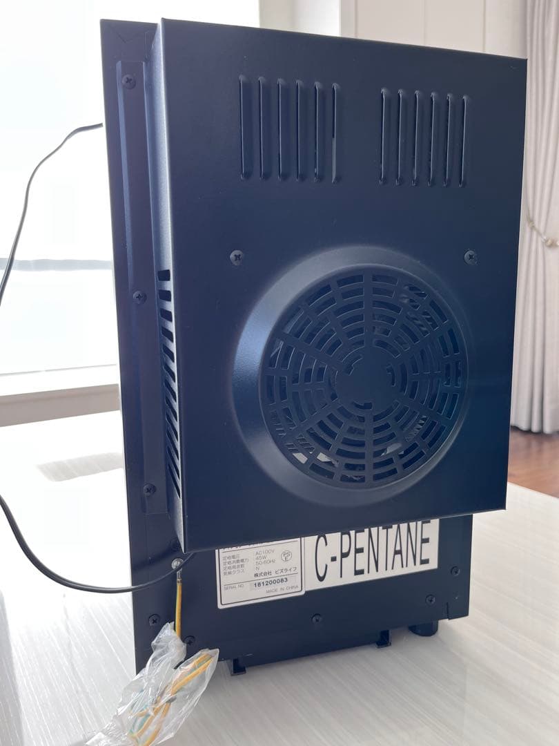 ワインセラー／8本収納／BWC-008P／ブラック／日本メーカー製ペルチェ採用