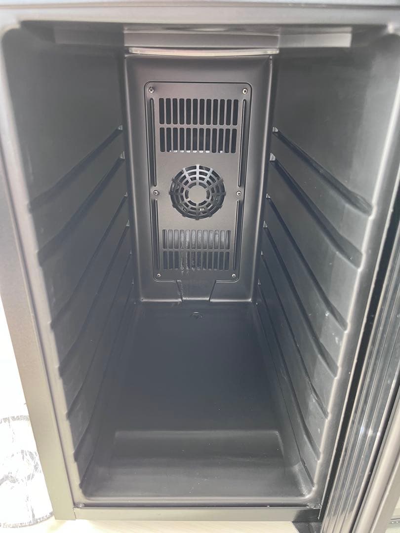 ワインセラー／8本収納／BWC-008P／ブラック／日本メーカー製ペルチェ採用