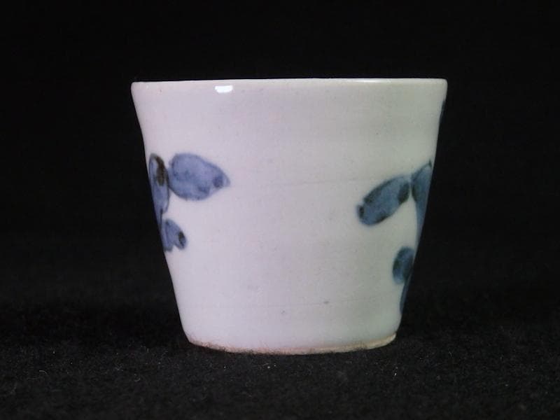 古伊万里　草花の図　猪口　江戸中期　D860AS-fbcm
