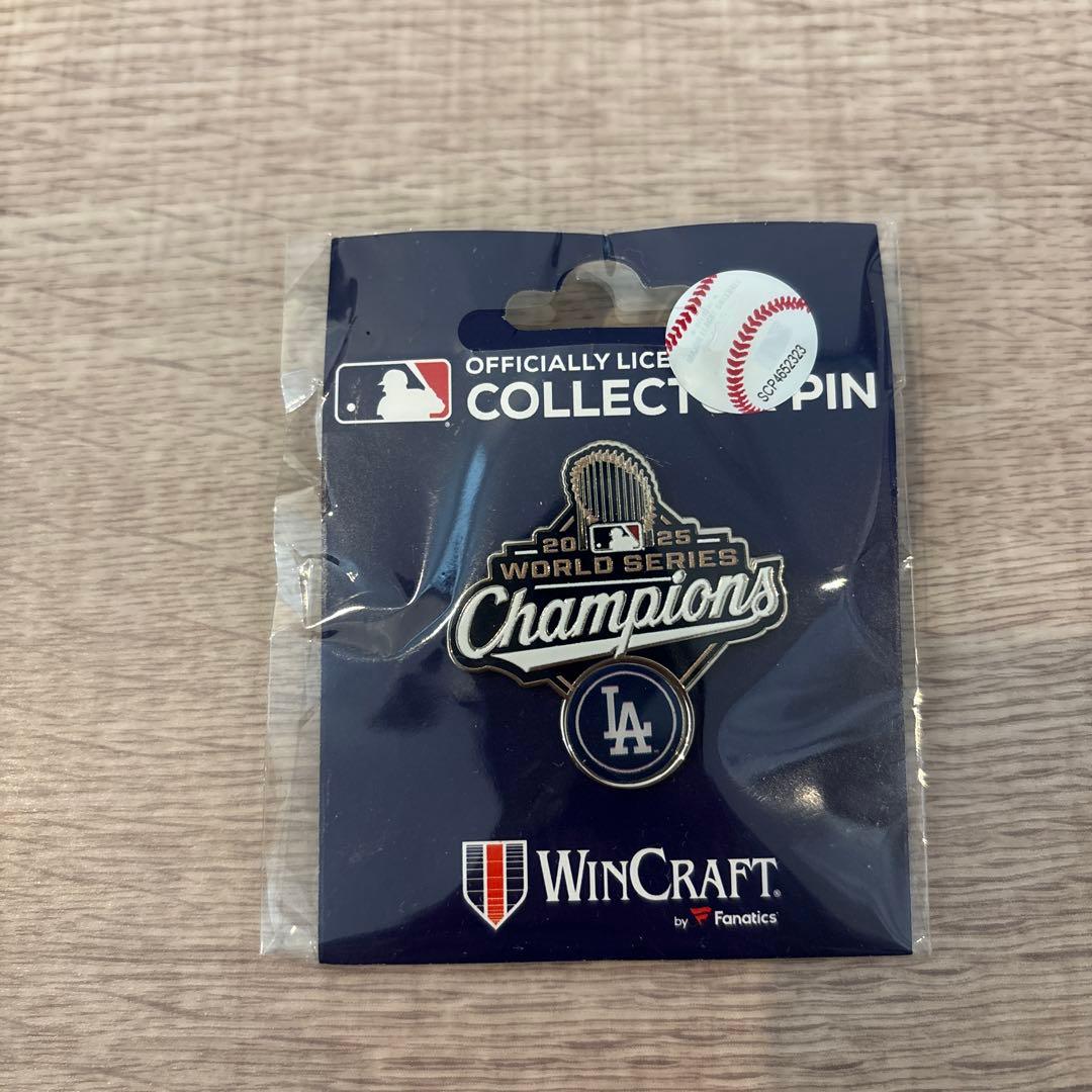 ドジャース ワールドチャンピオンキャップ2025 ピンバッジ付き