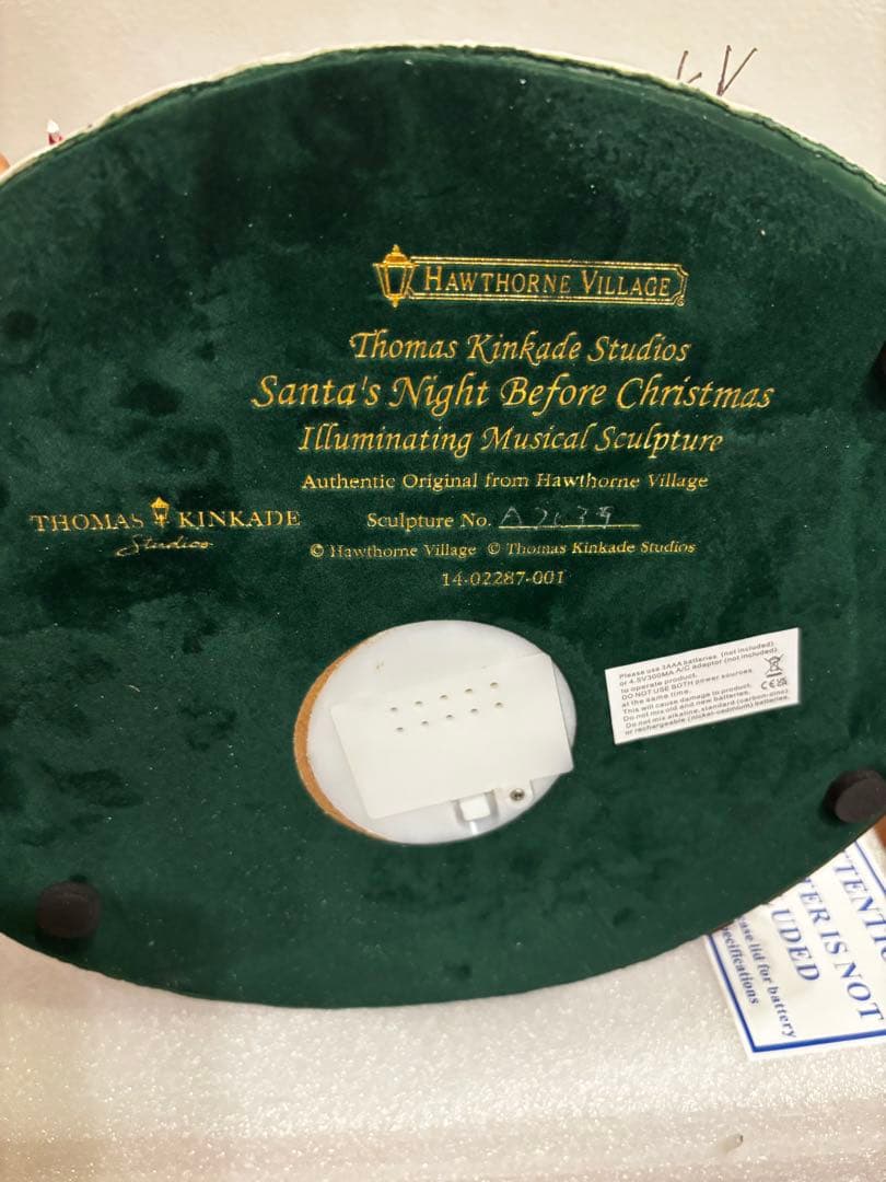トーマスキンケイドスタジオ　キャンディ通りサンタ　オルゴール