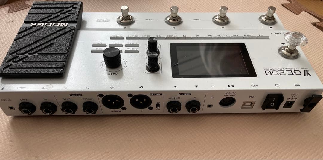 MOOER GE250 ギターマルチエフェクター