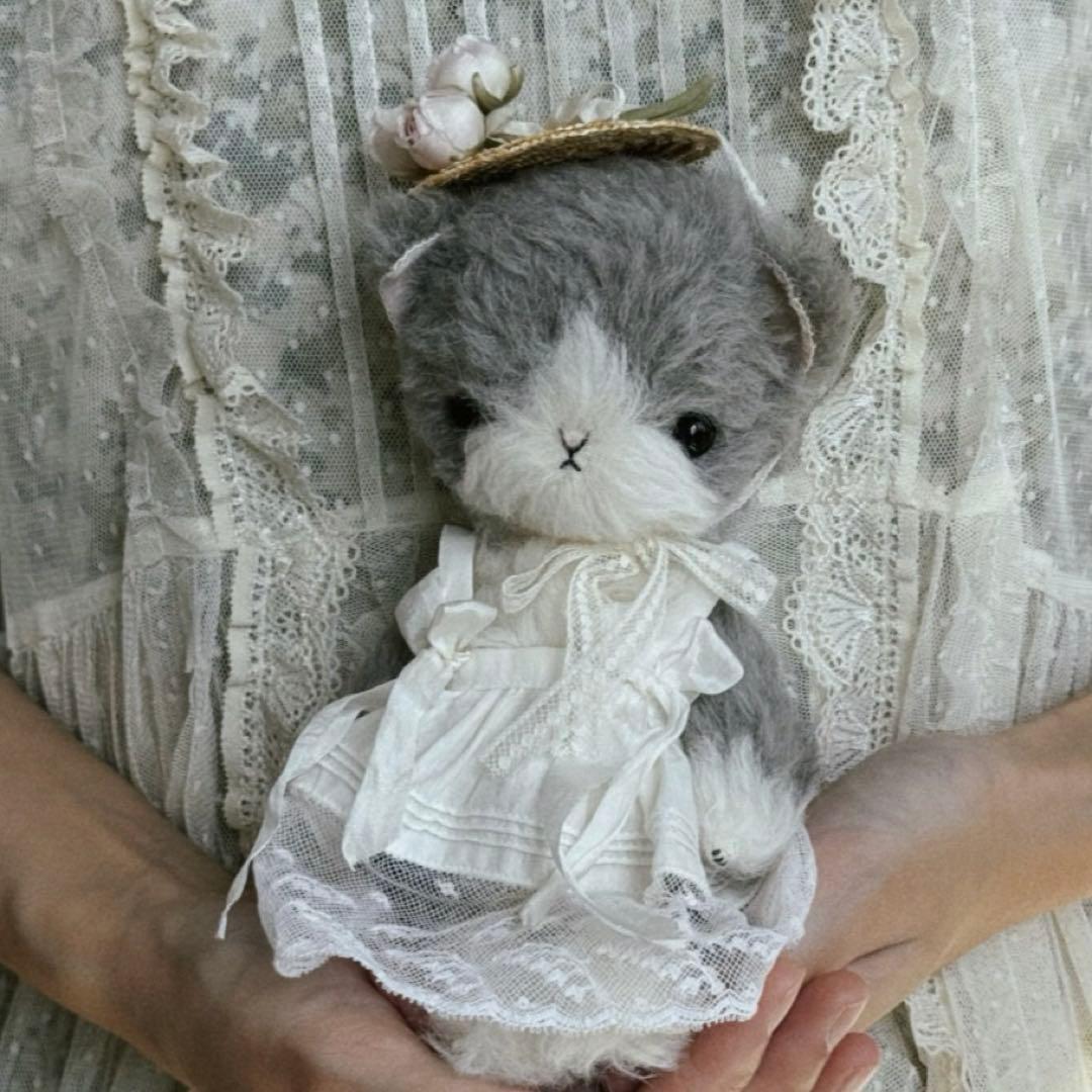 アーティストベア ぬいぐるみ テディベア 眠たそうな猫ちゃん ねこ