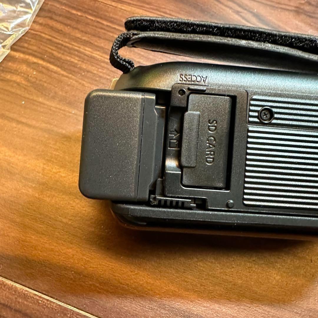 Panasonic HC-V230M-W ビデオカメラ 2453