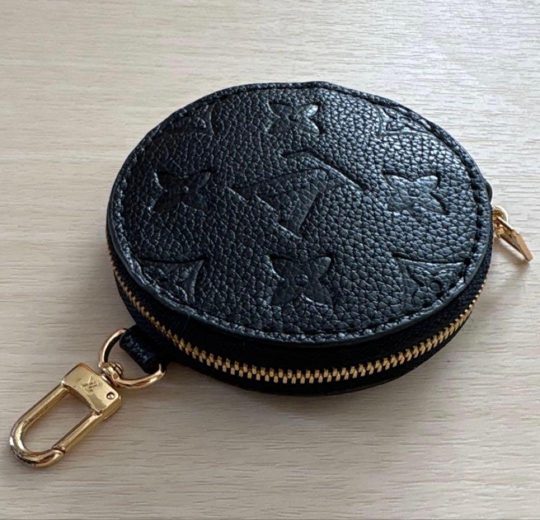 る*の様 ルイヴィトン ケース