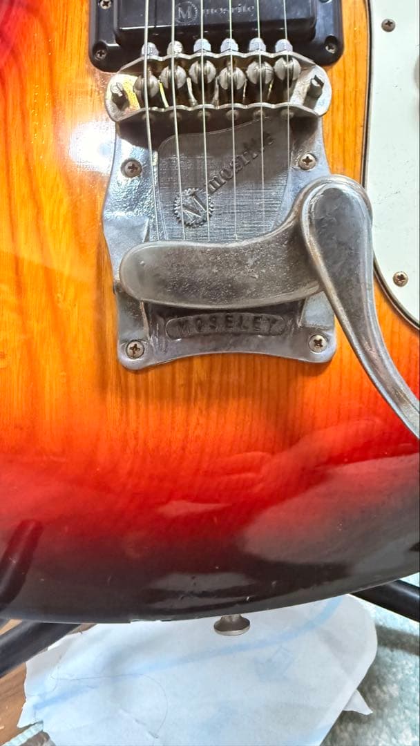 モズライトベンチャーズモデルMosrite The Ventures Model