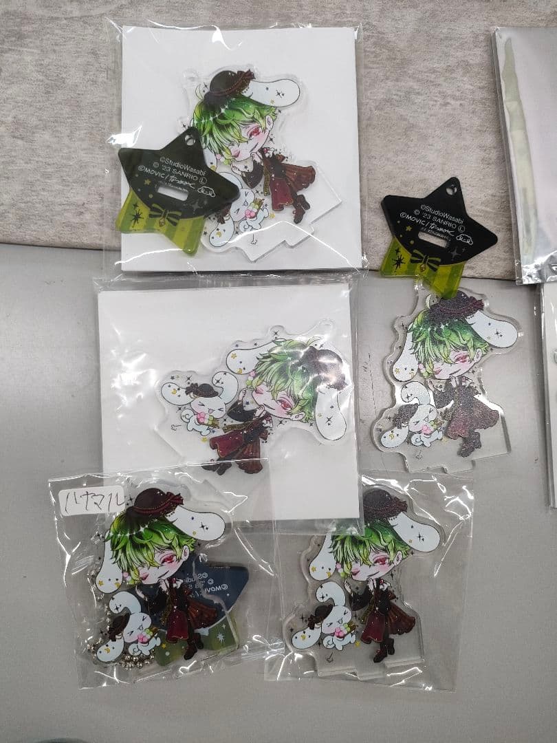 悪魔執事と黒い猫　ハナマル　アクスタ　缶バッジ　まとめ売り