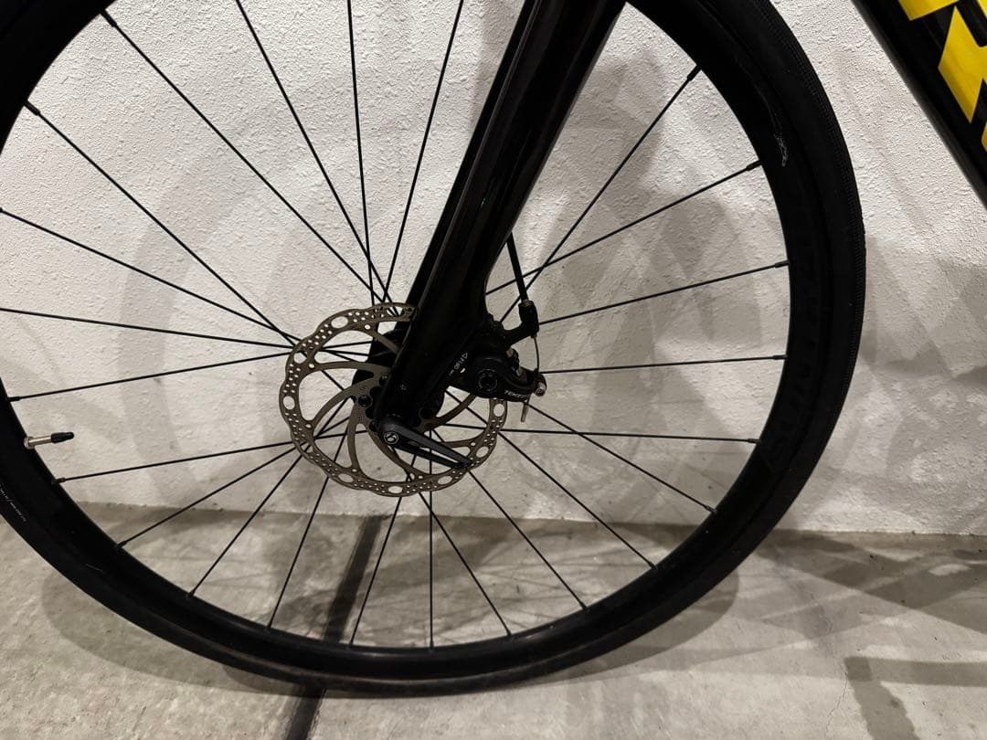 TREK Domane AL2 DISC ロードバイク 52サイズ