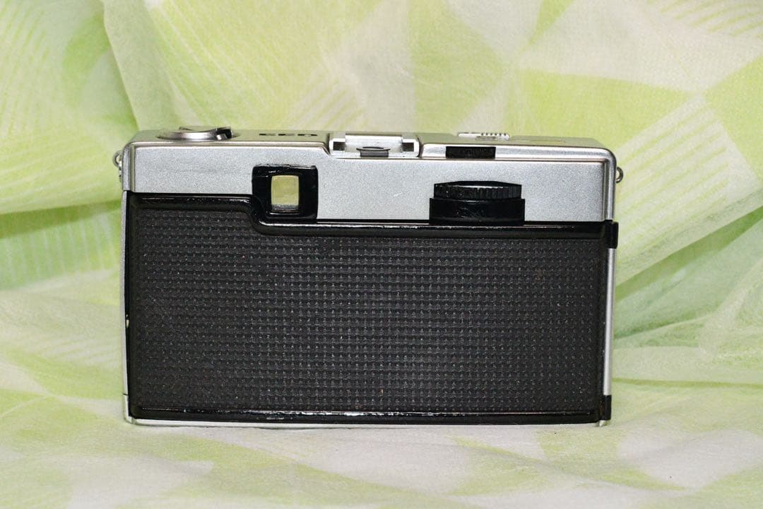 《動作品》OLYMPUS-PEN EED a359