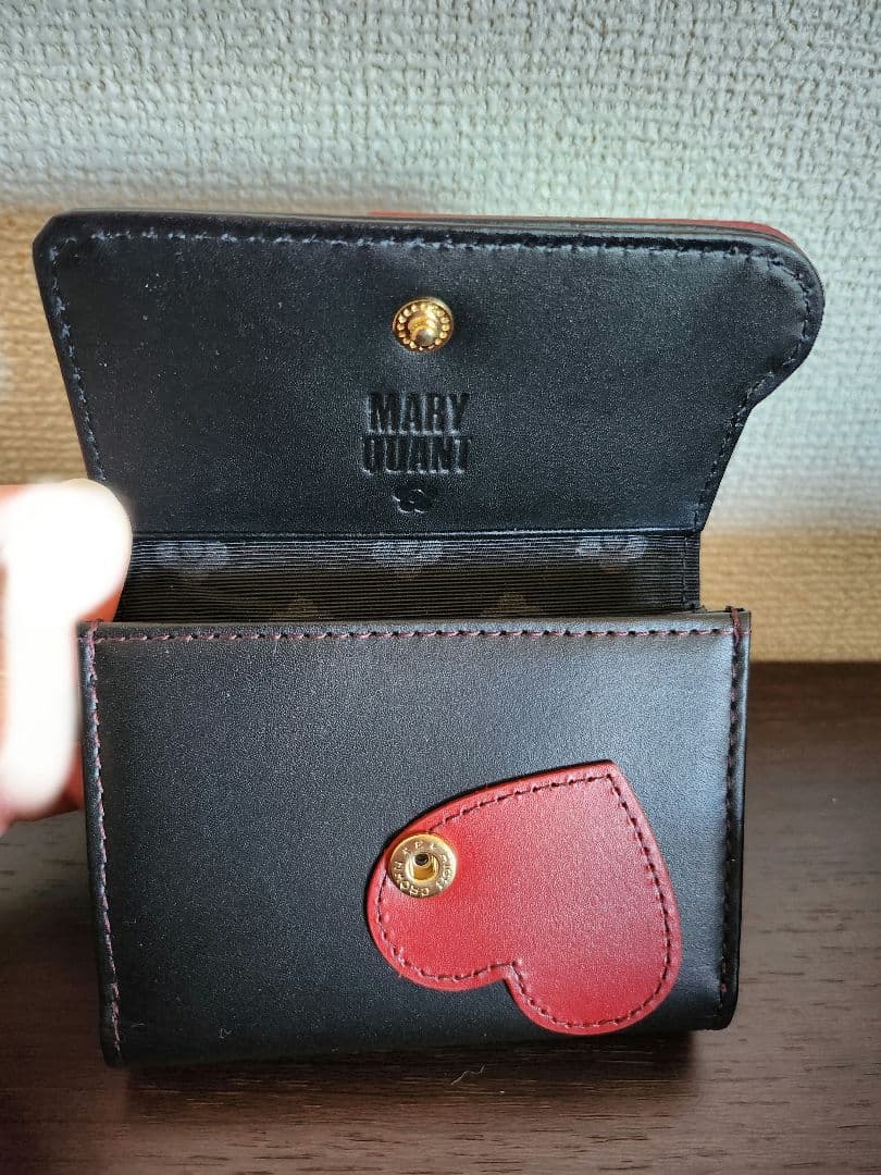 マリークワント MARY QUANT ハートインサイド ミニウォレット - メルカリ