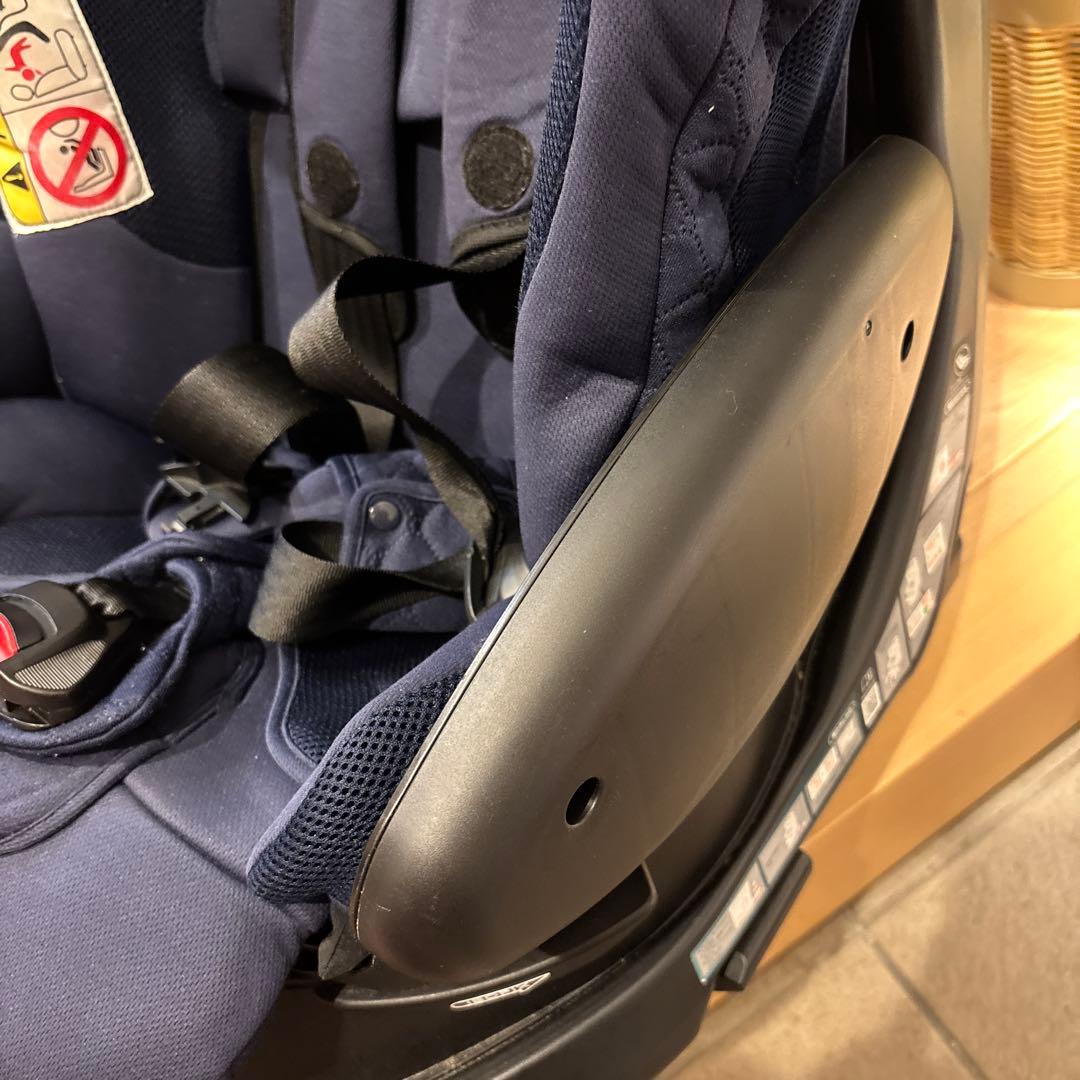 aprica フラディアグロウISOFIX 196-8N06-R