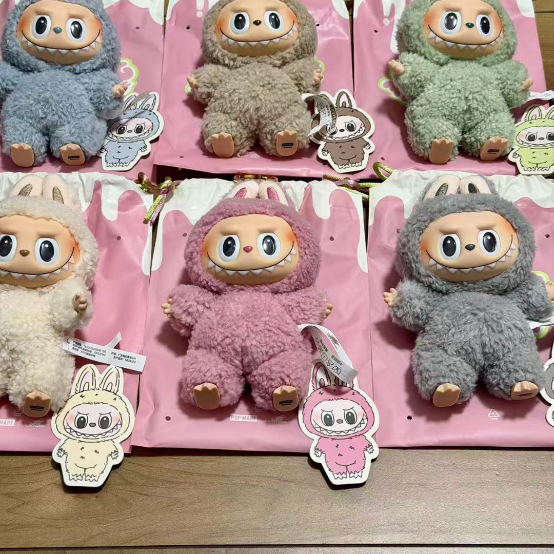 土日限定価格 LABUBU 新品 Exciting Macaron 6点セット