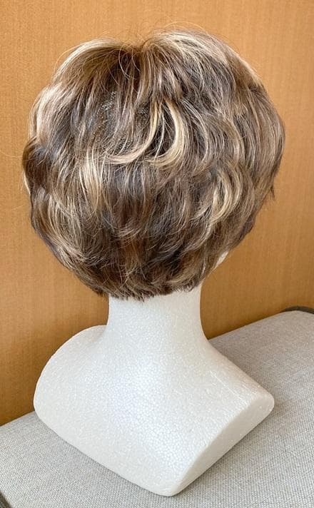 パープルプル　フォンテーヌ　VALAN　人毛MIX　グラデーションショート