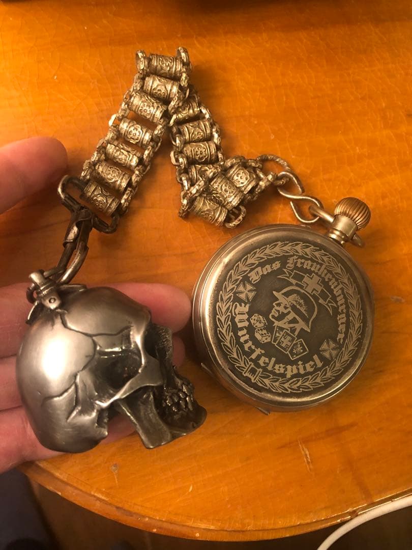 ビンテージスカル髑髏骸骨ネイバーフッドインダストリアルweirdo