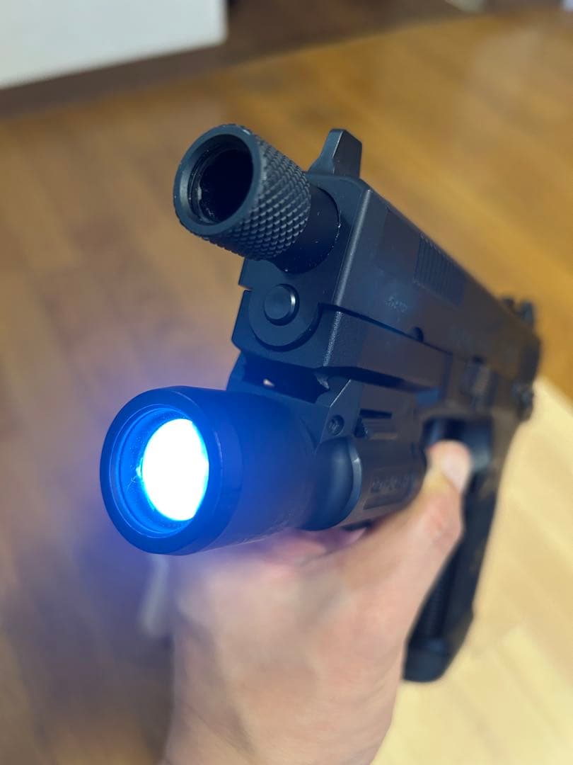 東京マルイ FNX-45 TACTICAL タクティカル ガスガン 黒ライト付き